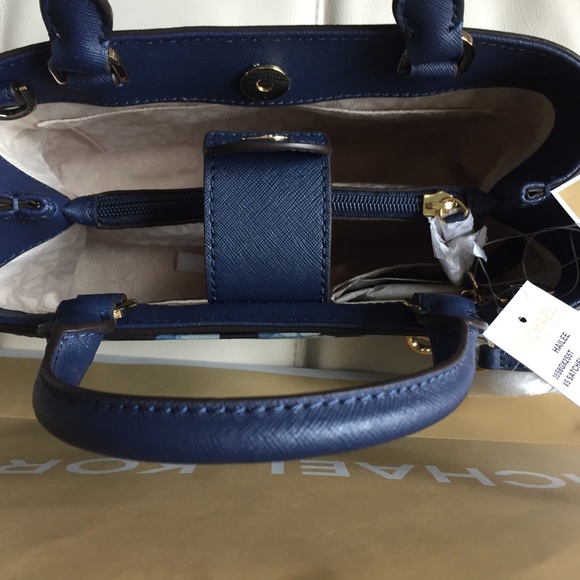 NWT MICHAEL KORS HAILEE SATCHEL FLORAL NAVY BAG - Picture 7 of 8